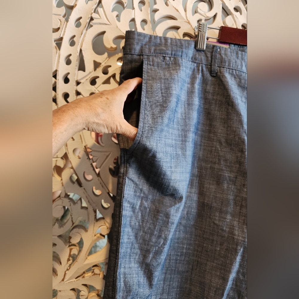 GOODFELLOW THE EVERY DAY FLAT-FRONT SHORTS 9" INSEAM NWT SIZE 42 - Picture 8 of 11